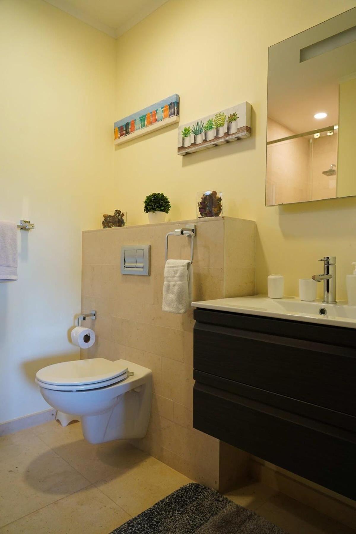 Beautiful Apartment In Eagle Beach Levent Palm Beach Exterior foto