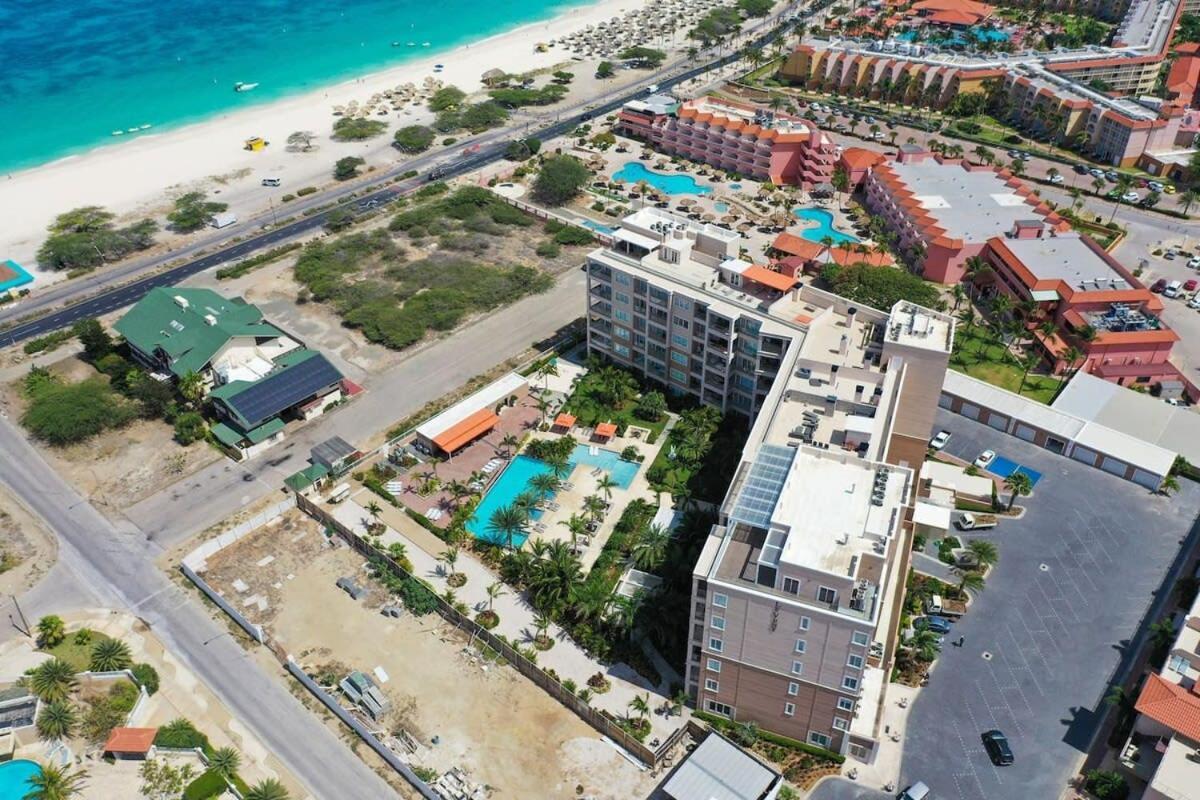 Beautiful Apartment In Eagle Beach Levent Palm Beach Exterior foto